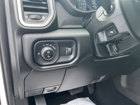 New 2026 RAM 2500 Big Horn AWD/4WD image 15
