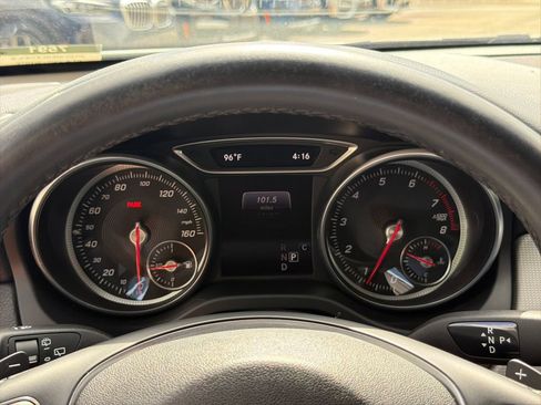 Used 2020 Mercedes-Benz GLA 250 4MATIC image 27