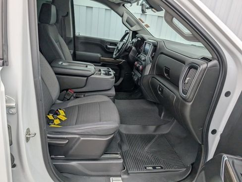 Used 2019 Chevrolet Silverado 1500 LT image 30