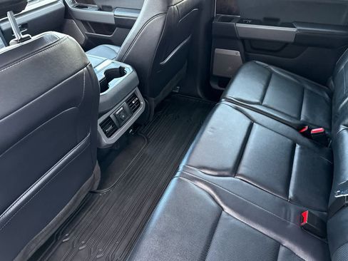 Used 2024 Ford F250 Lariat w/ Sport Appearance Package image 4