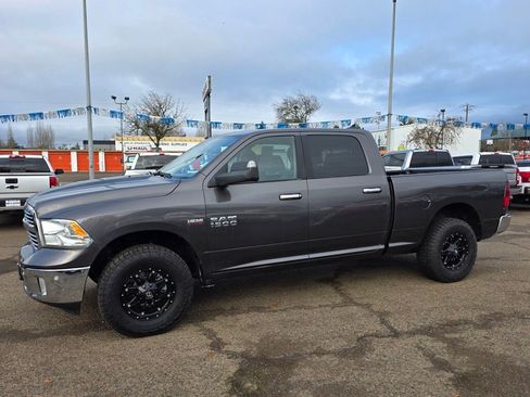 Used 2017 RAM 1500 Big Horn image 30
