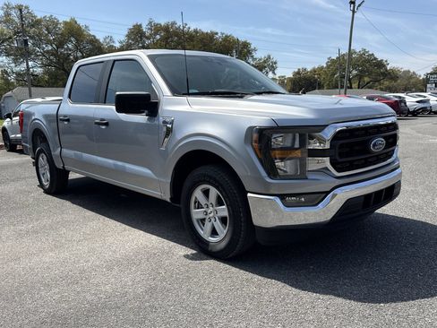 Used 2023 Ford F150 XLT RWD image 7