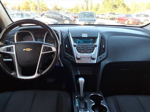 Used 2011 Chevrolet Equinox LT image 7