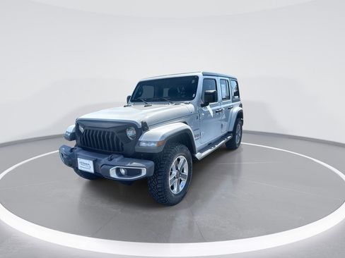 Used 2020 Jeep Wrangler Unlimited Sahara AWD/4WD image 4