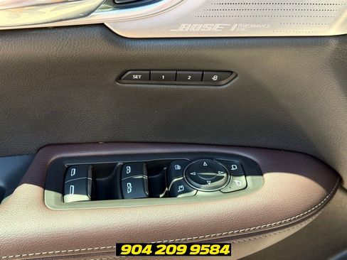 Used 2020 Cadillac XT6 Premium Luxury FWD image 16