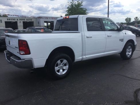 Used 2019 RAM 1500 Classic SLT w/ Luxury Group AWD/4WD image 5