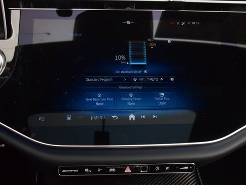 New 2026 Mercedes-Benz E 53 AMG 4MATIC Sedan image 23