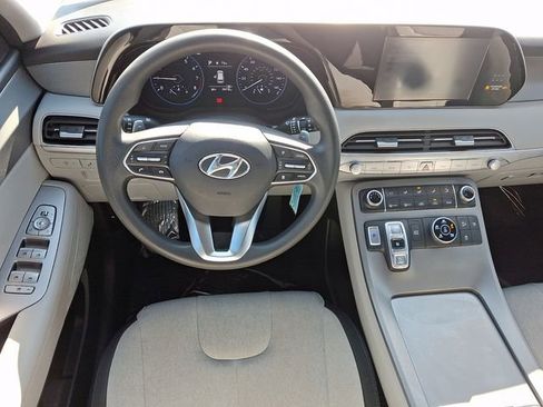 Used 2022 Hyundai Palisade SE image 13