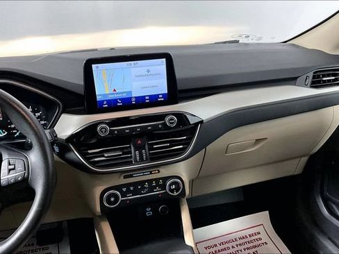 Used 2020 Ford Escape SE AWD/4WD image 2