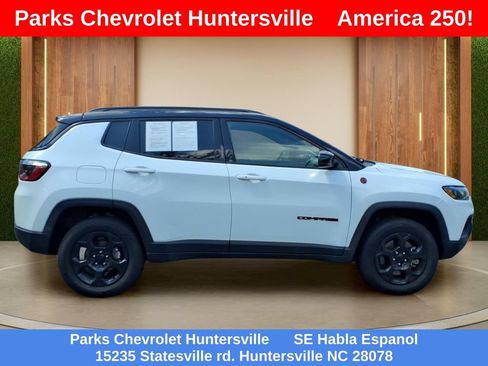 Used 2024 Jeep Compass Trailhawk AWD/4WD image 35