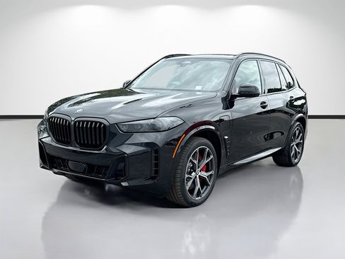 New 2026 BMW X5 xDrive50e w/ Executive Package AWD/4WD image 7