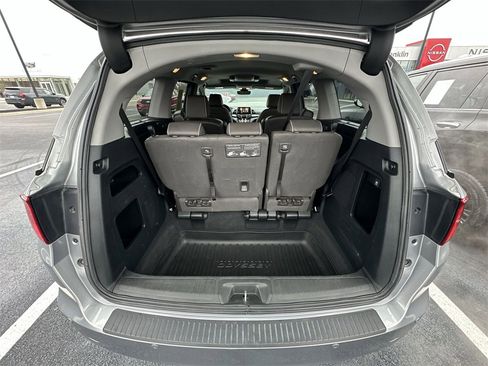 Used 2023 Honda Odyssey Elite image 25