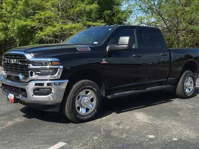 Used 2026 RAM 2500 Tradesman w/ Chrome Appearance Group