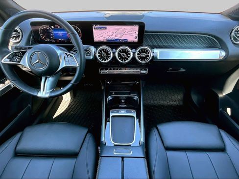 Certified 2024 Mercedes-Benz GLB 250 image 16