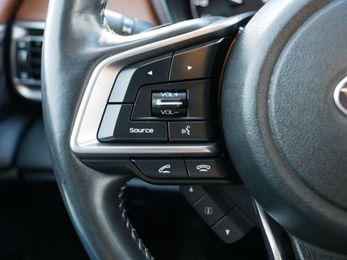 Used 2022 Subaru Outback Touring image 31