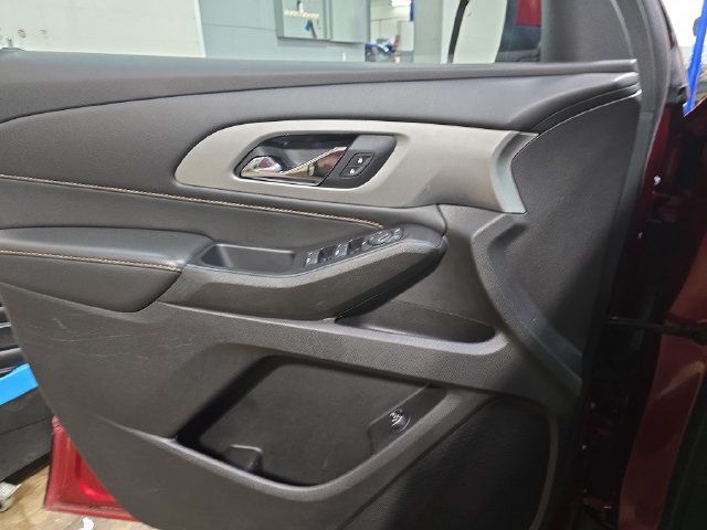 Used 2021 Chevrolet Traverse LT AWD/4WD image 27