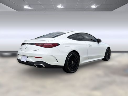 Used 2024 Mercedes-Benz CLE 300 4MATIC Coupe image 8