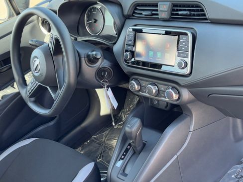 Certified 2025 Nissan Versa S w/ Trunk Package image 9