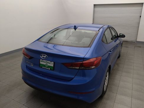 Used 2017 Hyundai Elantra SE FWD image 7