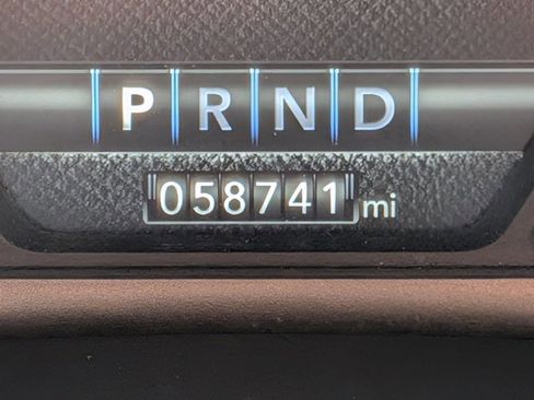 Used 2022 RAM 2500 Limited w/ Towing Technology Group image 13