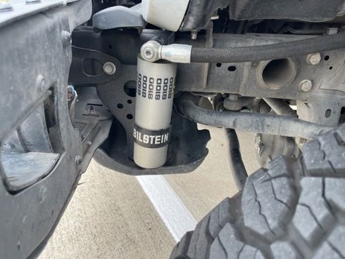 Used 2020 Jeep Gladiator Rubicon AWD/4WD image 8