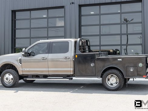 Used 2020 Ford F350 Lariat w/ Lariat Value Package AWD/4WD image 5