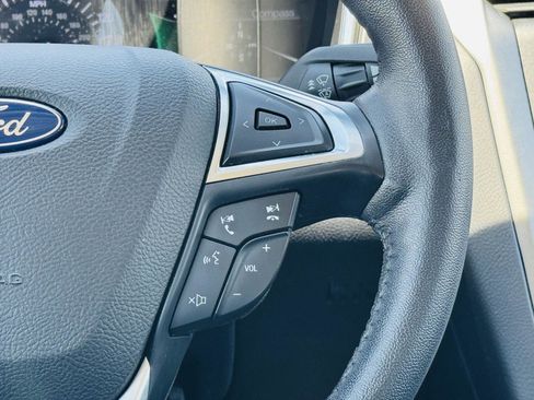 Used 2020 Ford Fusion SEL FWD image 17