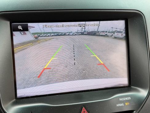 Used 2015 Ford Explorer XLT w/ Equipment Group 202B FWD image 26