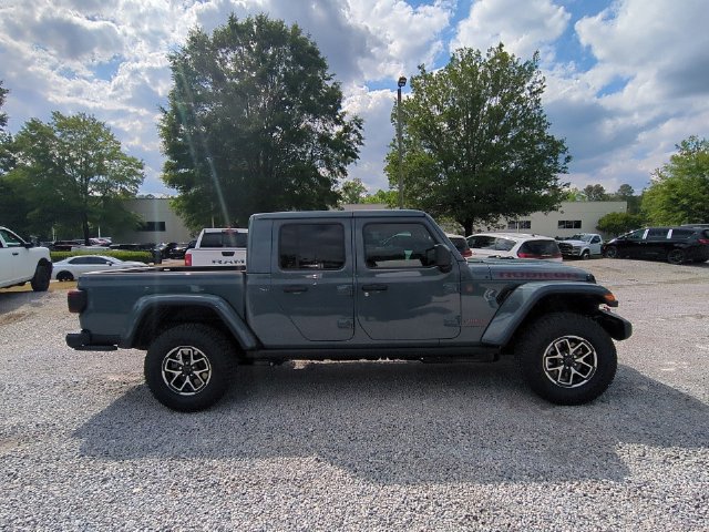 New 2026 Jeep Gladiator Rubicon w/ Steel Power Dome Hood Package AWD/4WD image 6