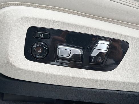 Used 2024 BMW X5 sDrive40i w/ M Sport Package image 25