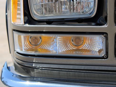 Used 1990 Chevrolet Silverado 1500 2WD Extended Cab image 20