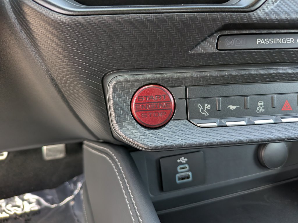 New 2026 Ford Mustang Dark Horse SC w/ Carbon Fiber Exterior Package RWD image 31