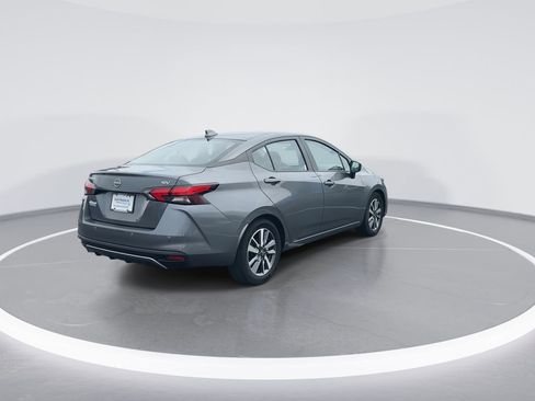 Used 2023 Nissan Versa SV FWD image 8