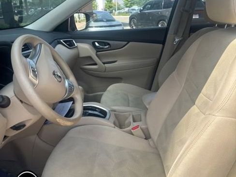Used 2014 Nissan Rogue SV AWD/4WD image 8
