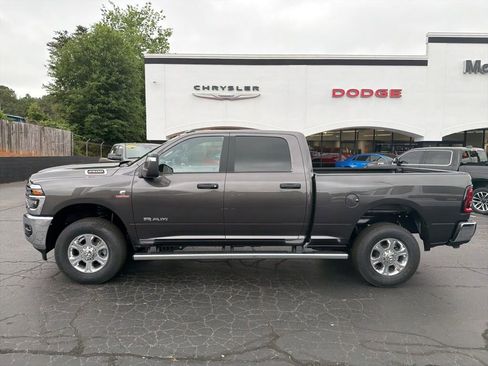 New 2026 RAM 2500 Big Horn AWD/4WD image 9