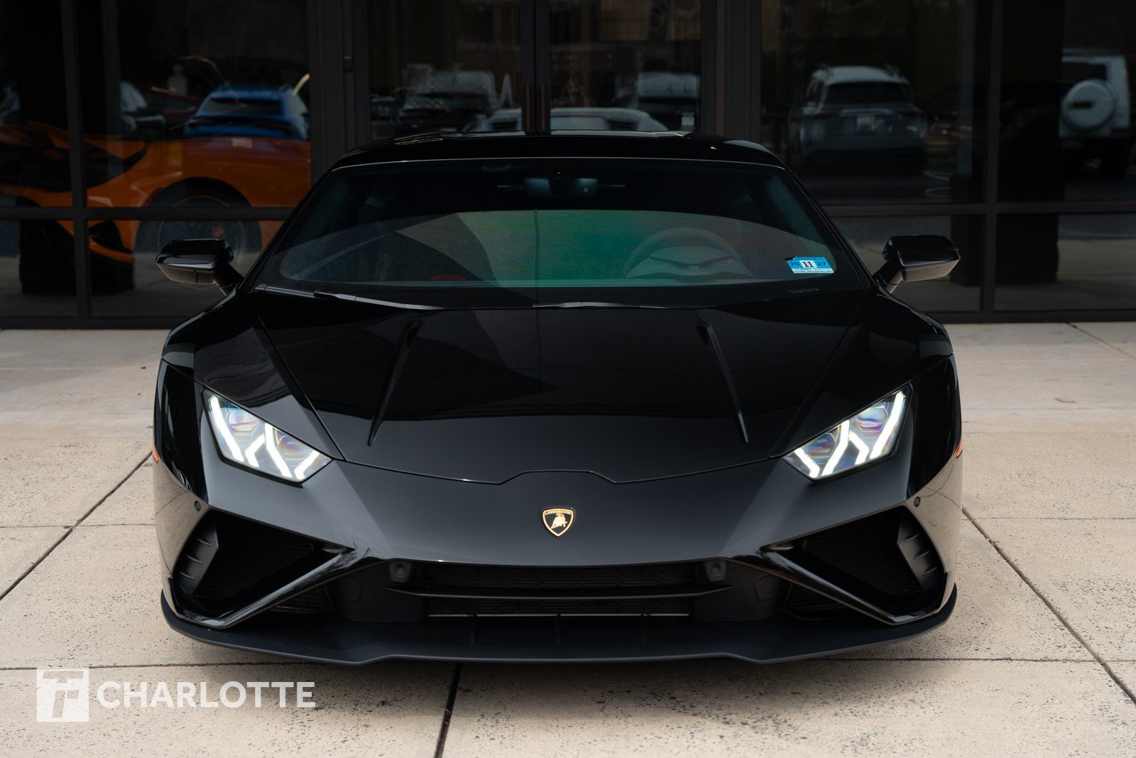 Used 2020 Lamborghini Huracan EVO RWD image 6