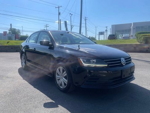 Used 2017 Volkswagen Jetta S w/ Jetta S Cold Weather Package FWD image 7