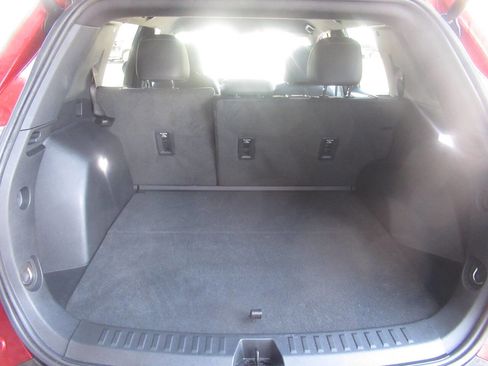 Used 2025 Chevrolet Equinox LT w/ Convenience Package II AWD/4WD image 11
