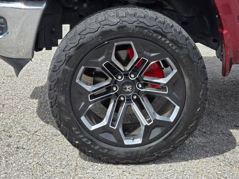 Used 2022 RAM 1500 Laramie image 9