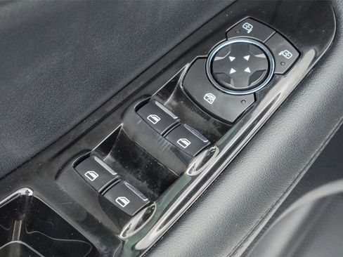 Used 2019 Ford Edge SEL w/ Equipment Group 201A image 19