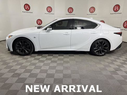 Used 2022 Lexus IS 350 F Sport image 4