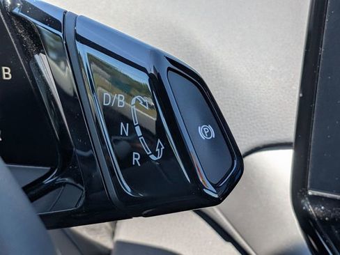 Used 2023 Volkswagen ID.4 Pro S Plus AWD/4WD image 22