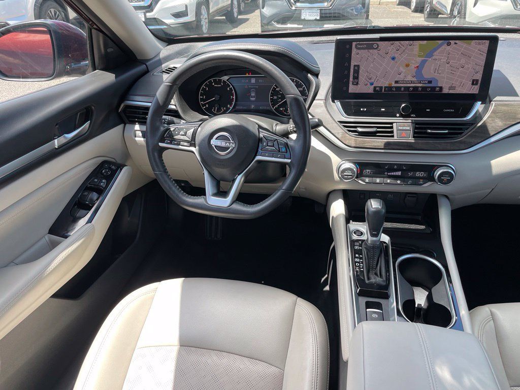 Certified 2023 Nissan Altima 2.5 SL FWD image 8