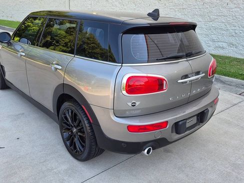 Used 2017 MINI Cooper Clubman FWD image 5