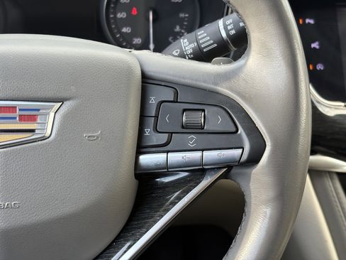 Used 2020 Cadillac XT6 Premium Luxury image 19