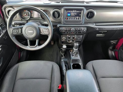 Certified 2022 Jeep Wrangler Unlimited Sport AWD/4WD image 15