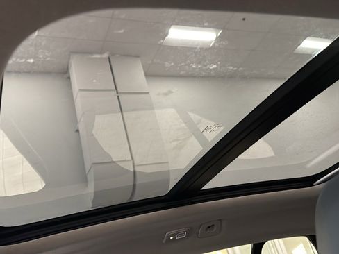 New 2026 Volvo XC40 B5 Ultra w/ Protection Package Premier image 25