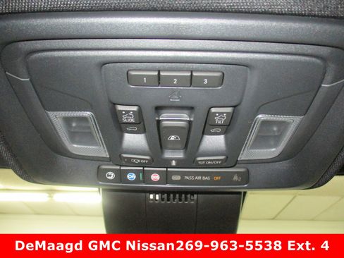 New 2026 GMC Sierra 1500 AT4 w/ AT4 Premium Package image 31