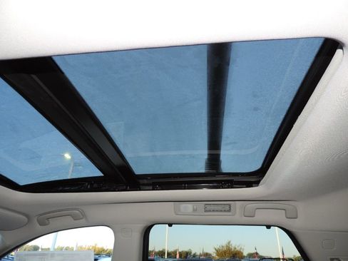 New 2025 Nissan Pathfinder Platinum w/ Cargo Package image 17