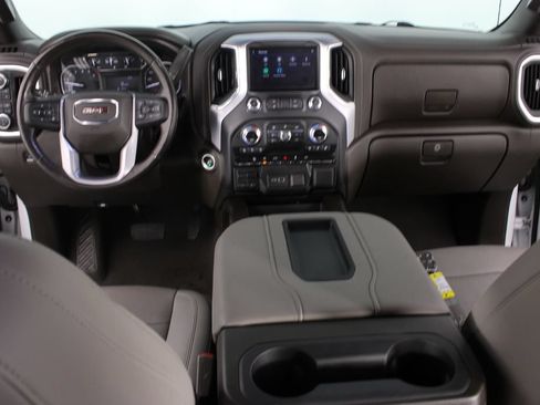 Used 2021 GMC Sierra 1500 SLT w/ SLT Premium Package AWD/4WD image 9